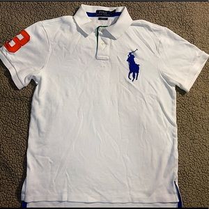Custom fit medium polo Ralph Lauren shirt